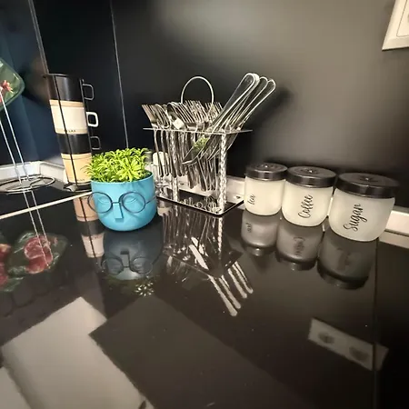 Apartamento Daky Near Airport ,tram And Center